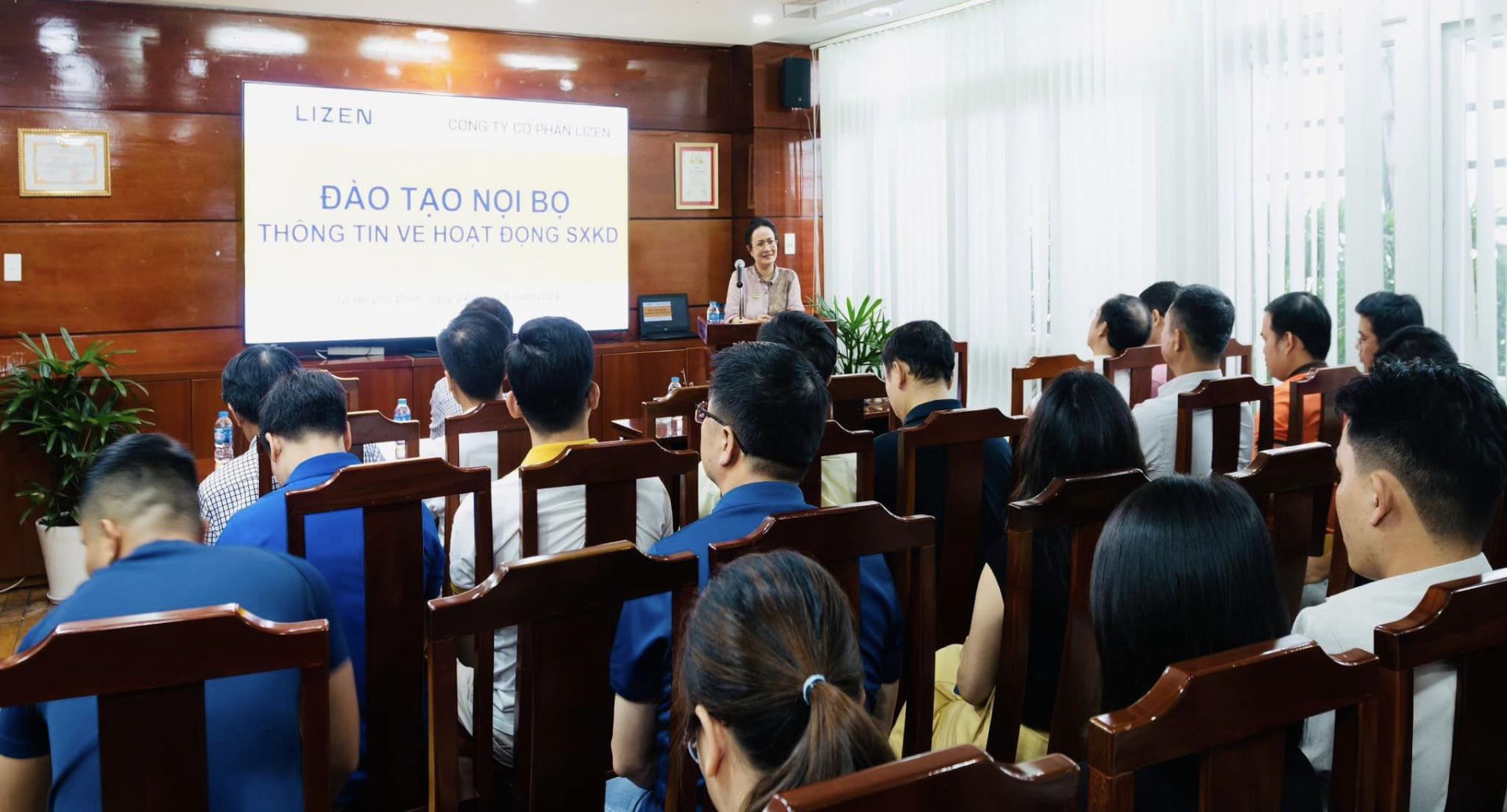 Đào tạo nội bộ tại VP Công ty và trực tuyến tại các đầu cầu